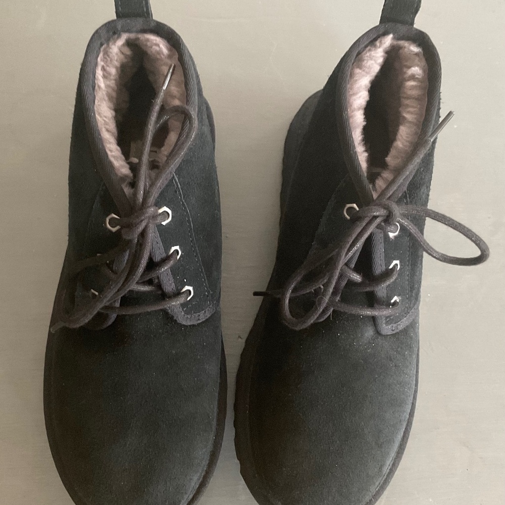 UGG NEUMEL boot MENS. Black size 10. New without box(tag on bottom)